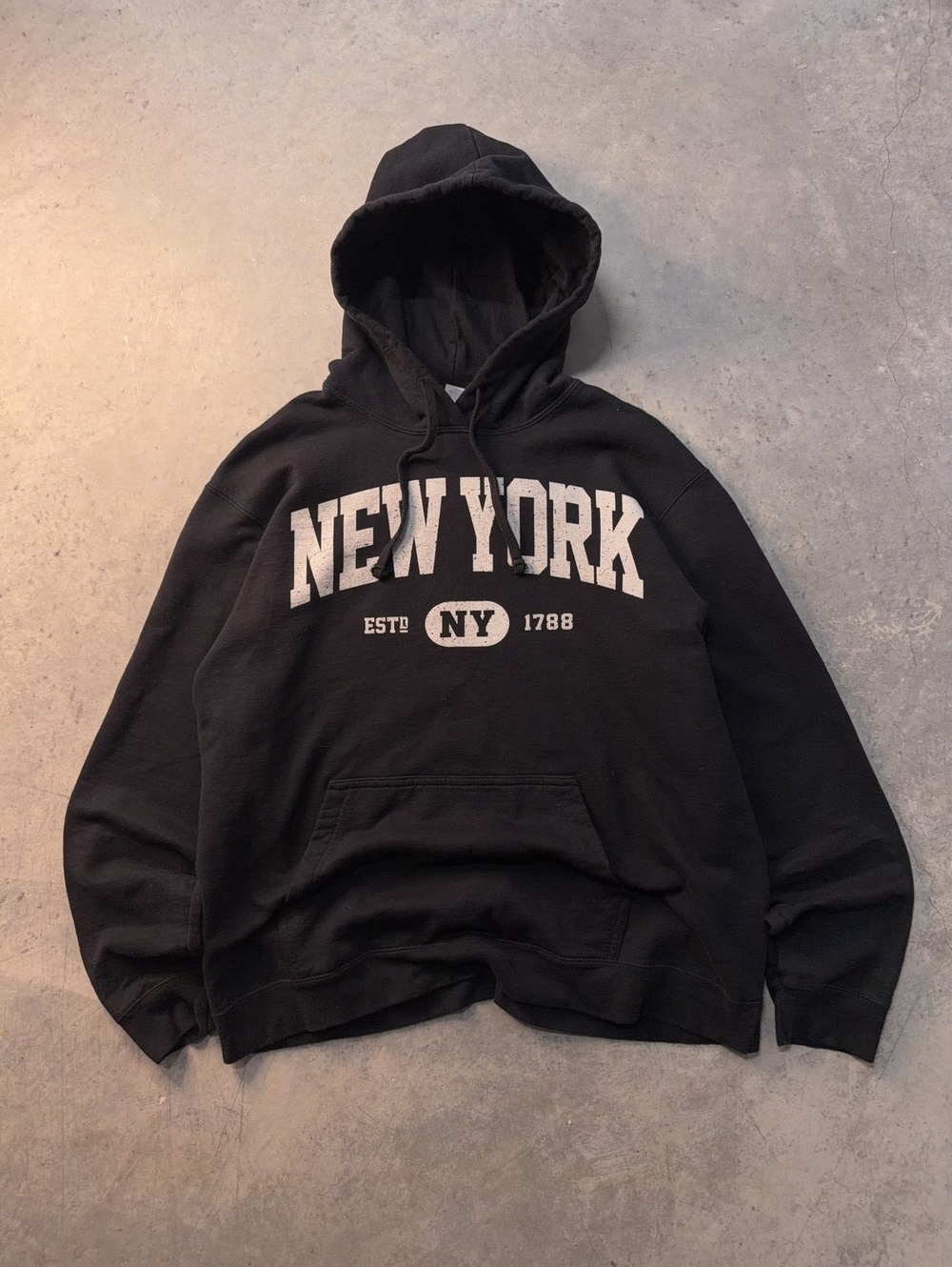 Y2K New York Graphic Pullover Hoodie
